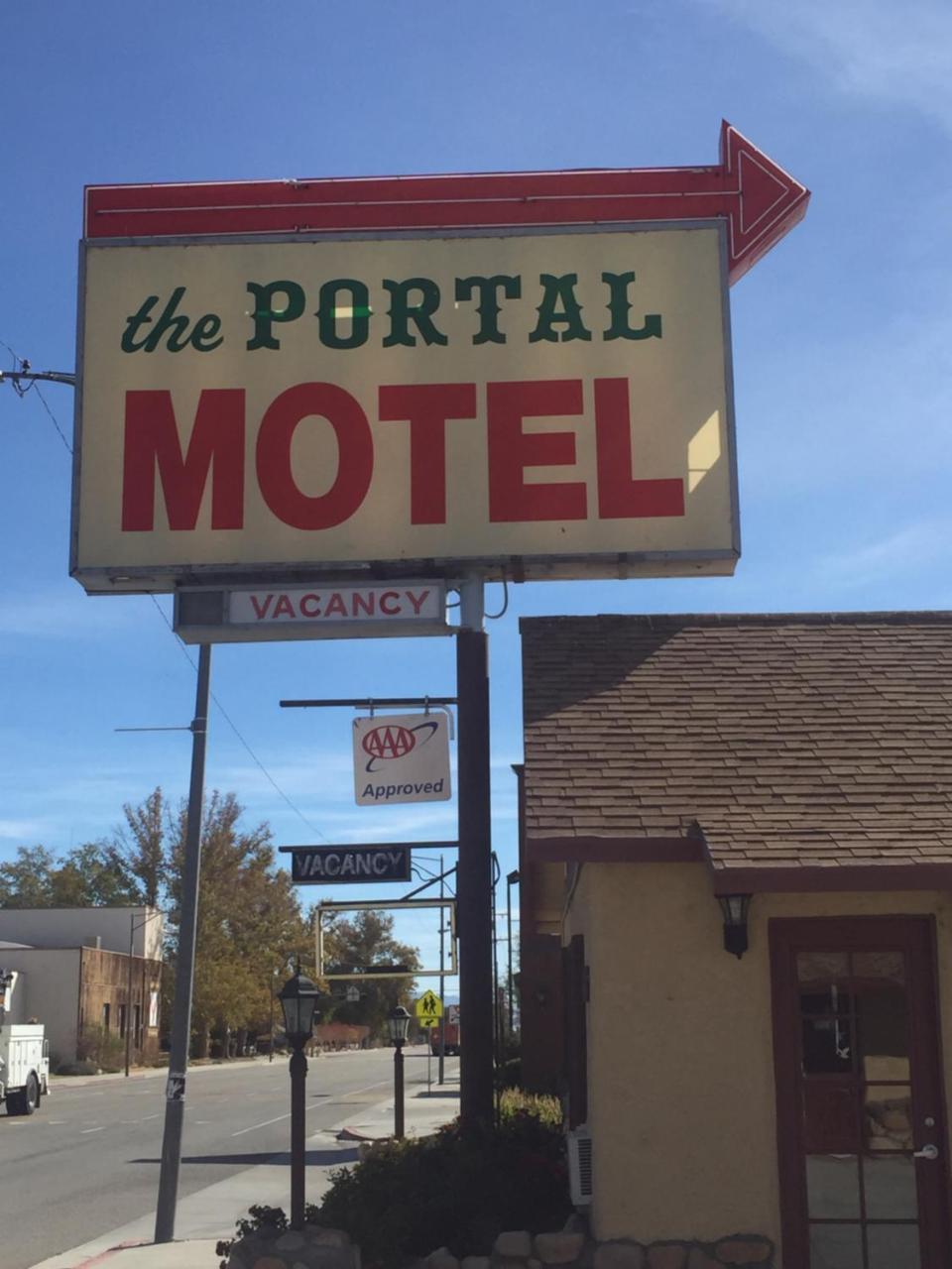 PORTAL MOTEL ::: CA, UNITED STATES ::: COMPARE HOTEL RATES